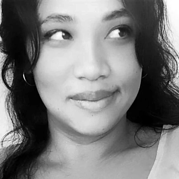 Mialy, Fleet Manager of Cinéroutes Car Rental